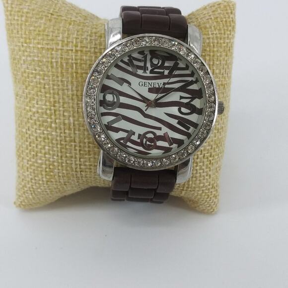 Geneva Chocolate Brown Wristwatch Zebra Animal Print Rhinestone Silicon Rubber - Picture 8 of 9